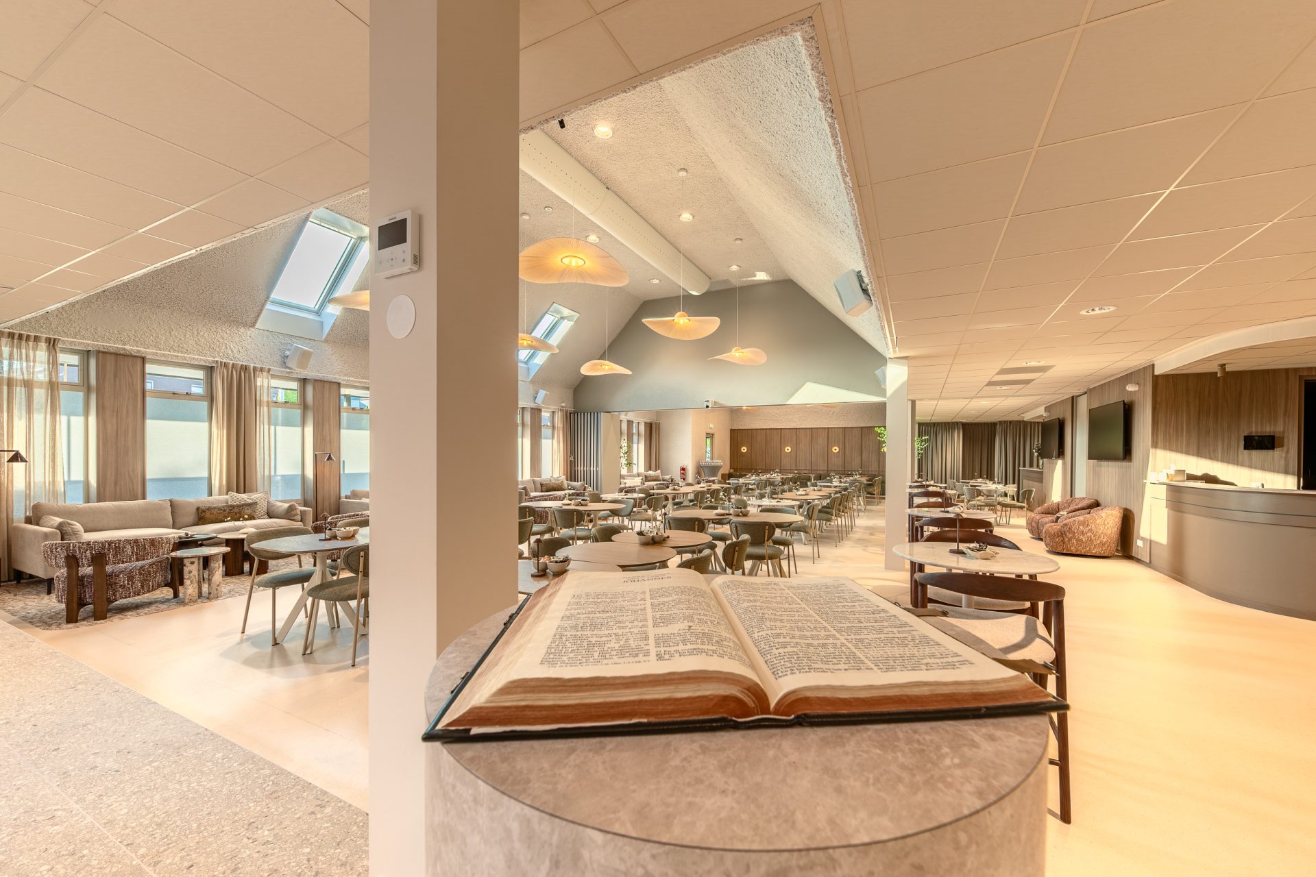 Uitvaartcentrum Draagt Elkanders Lasten